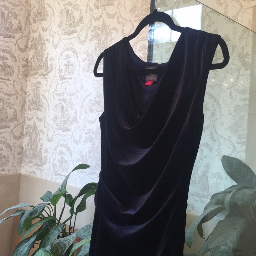Dress - Picture 2 of 5